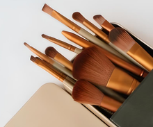 Load image into Gallery viewer, 12pc Brush Set With Metal Storage Case