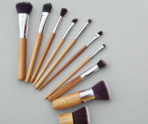 Bamboo Makeup Brush Set – 10-Piece or 6-Piece with Eco-Friendly Carry Bag FREE UK Postage!